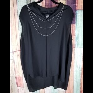 NWT Como Black Sleeveless Blouse with Chain Accent